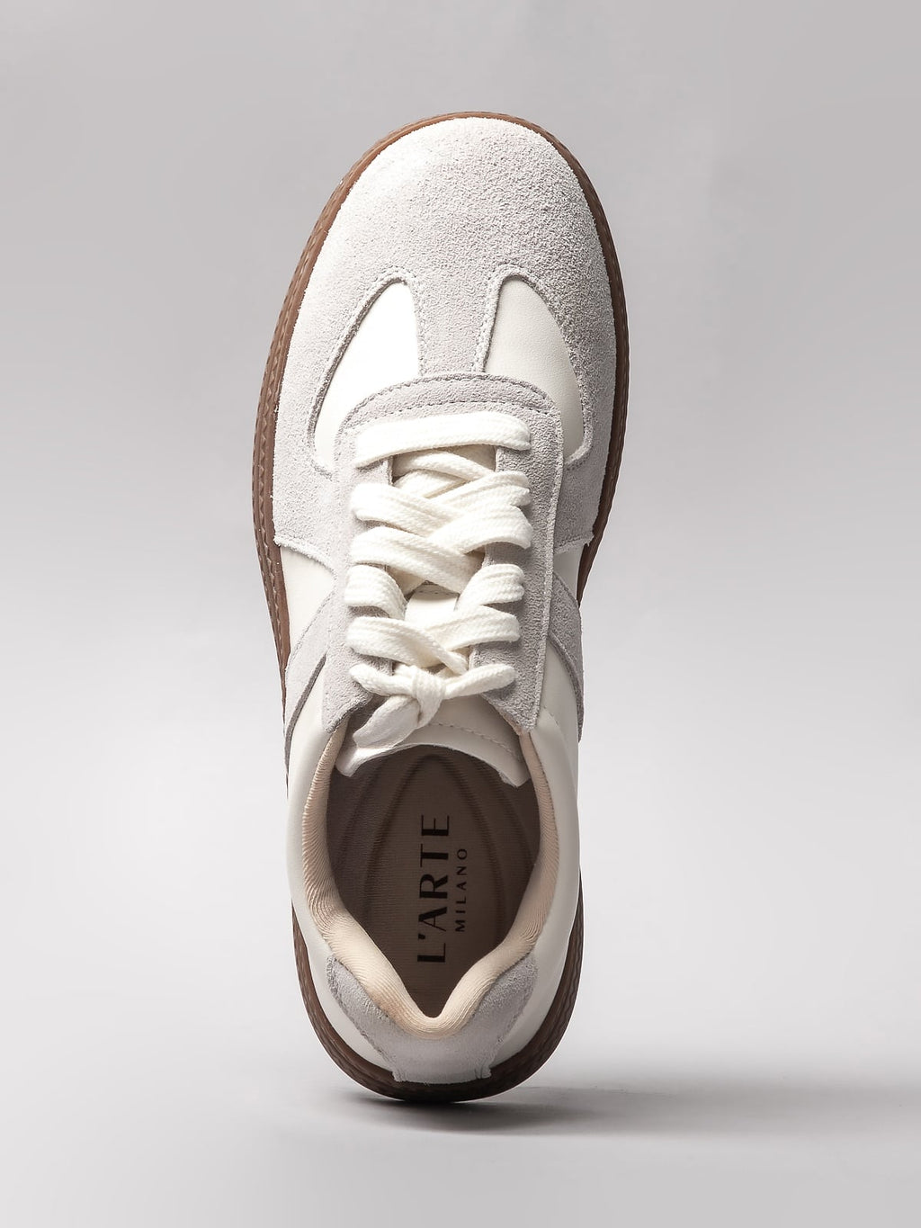 Women's leather casual shoes