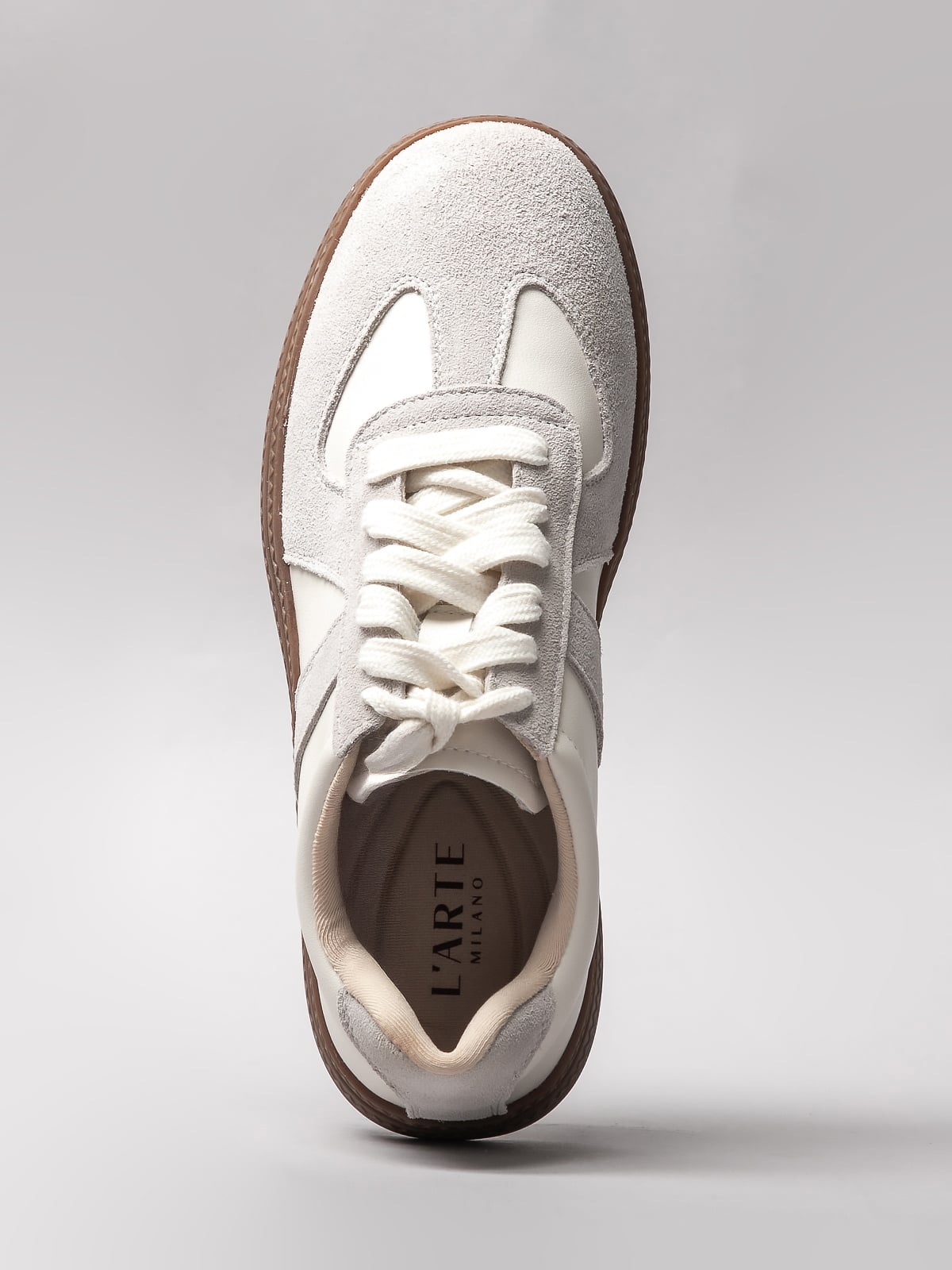 Women's leather casual shoes